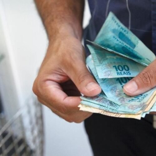 Salários dos servidores serão pagos nesta terça-feira (30) com acréscimo da RGA