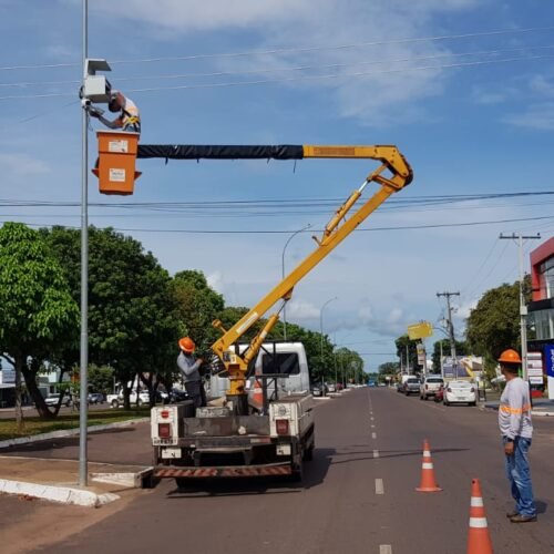 Água Boa realiza a instalação das Câmeras de Segurança do “Programa Vigia Mais MT”.