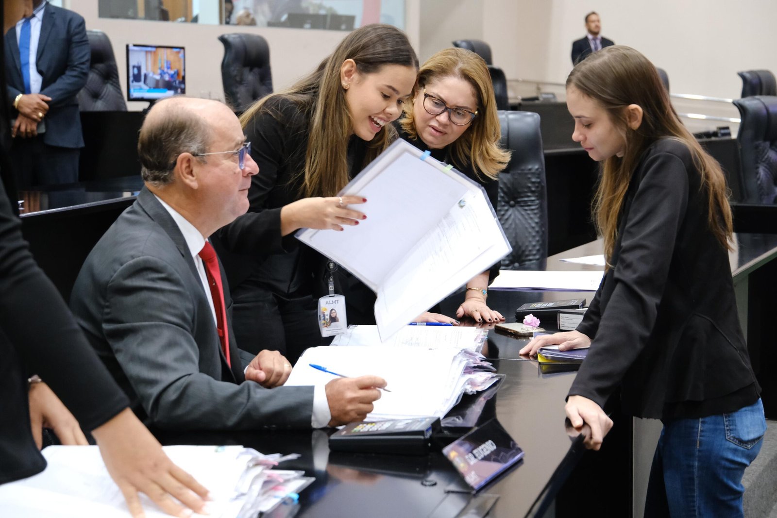 Centro de Hemodiálise de Água Boa reduzirá sofrimento no tratamento a pacientes, diz Dr. Eugênio