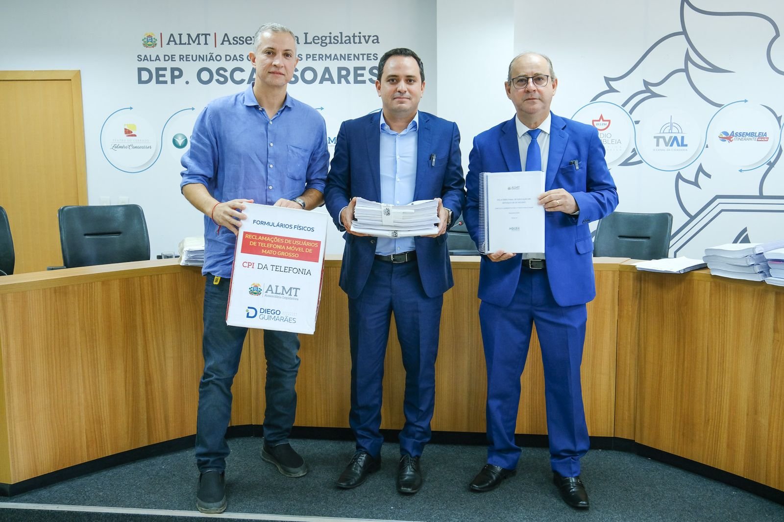 Operadoras de telefonia não cumprem contrato da Anatel e têm cobertura crítica de internet; CPI vai propor ação civil pública
