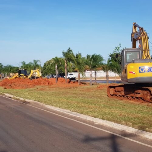 Prefeitura de Água Boa realiza a construção de novos estacionamentos na cidade