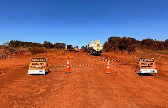DNIT inicia pavimentação da BR-158 em MT; trecho de 12 km deve ser entregue este ano